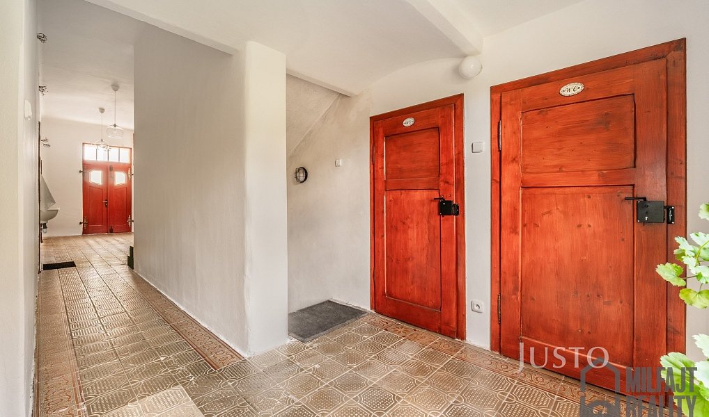 Prodej domu 336 m² s pozemkem 1 978 m², Železný Brod – náhled fotky 17