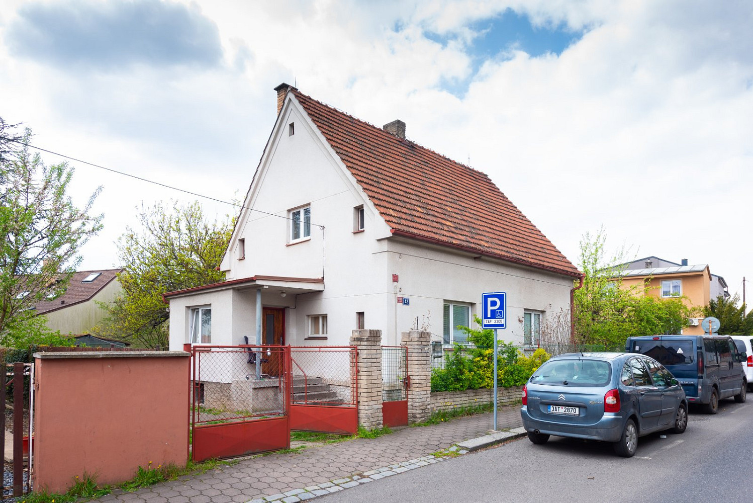 Prodej domu 150 m² s pozemkem 674 m²