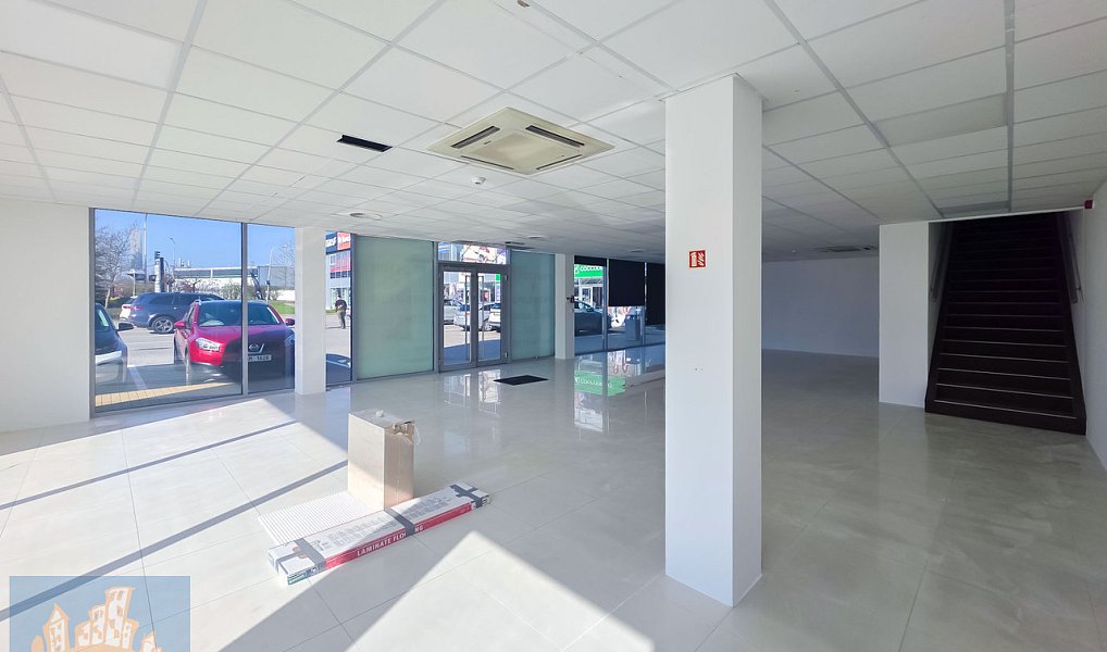 Pronájem obchodních prostor 278 m², Čestlice – náhled fotky 5
