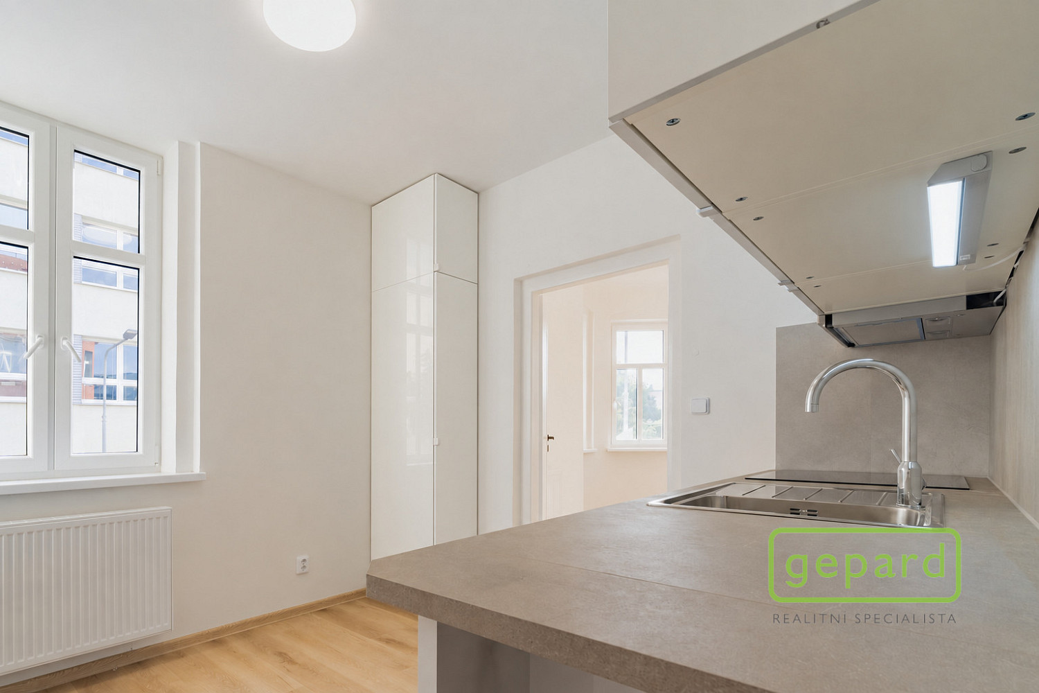 Pronájem bytu 1+1 42 m² – fotografie 3