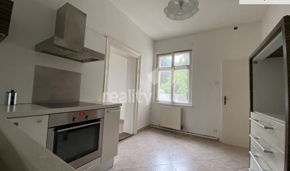 Pronájem bytu 2+1 60 m², Nový Bor – náhled fotky 2