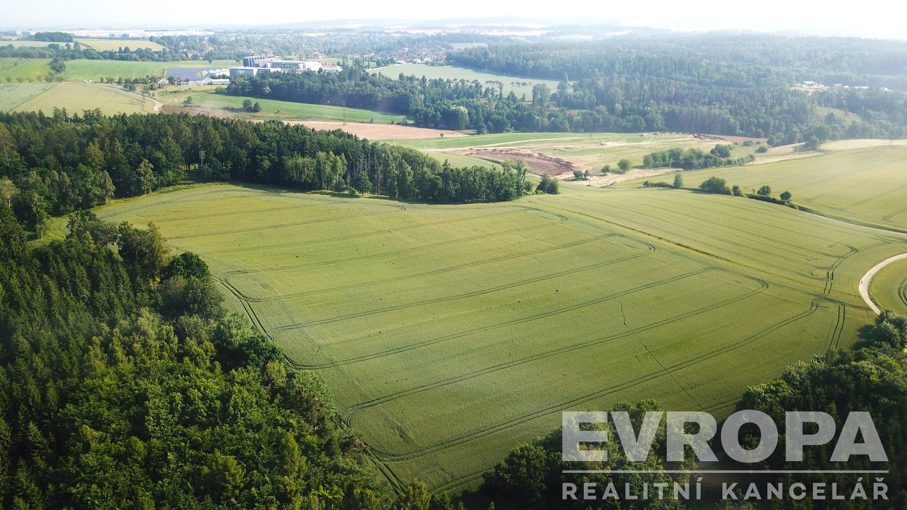 Prodej pole 53 749 m²