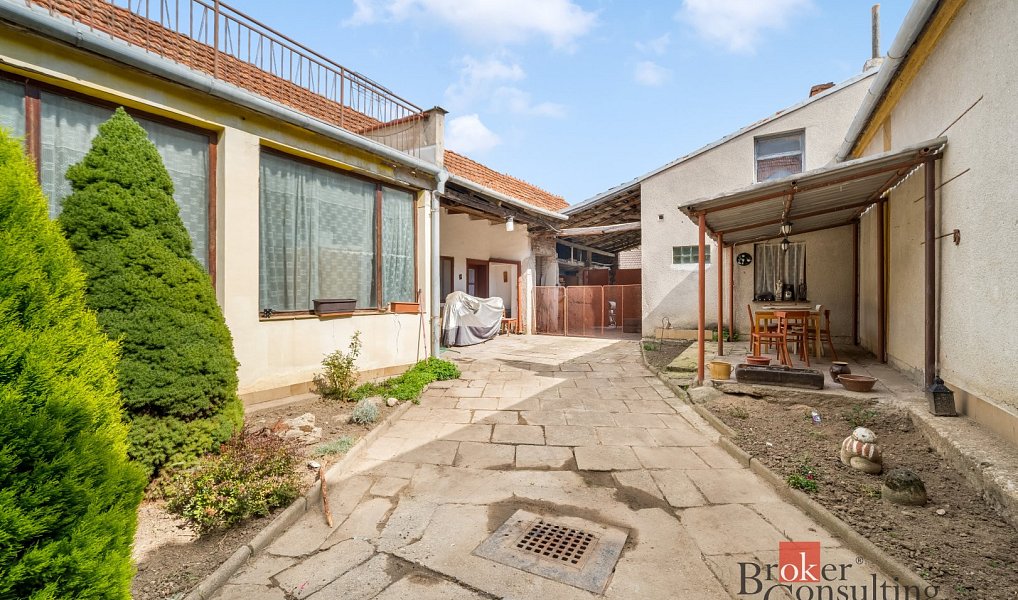 Prodej domu 220 m² s pozemkem 493 m², Blučina – náhled fotky 5