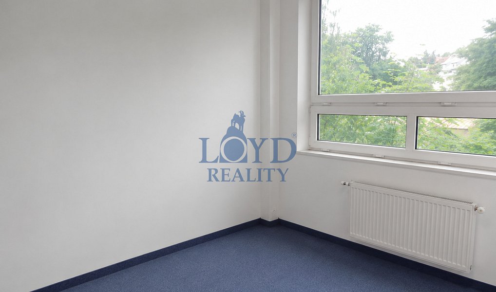 Pronájem kanceláře 274 m², Karlovy Vary – náhled fotky 11