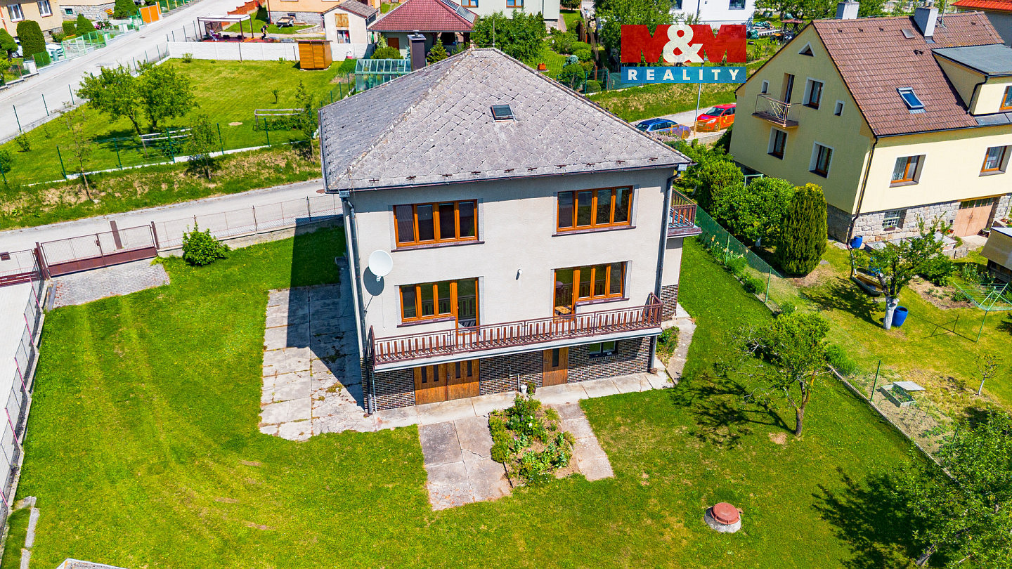 Prodej domu 148 m² s pozemkem 987 m²