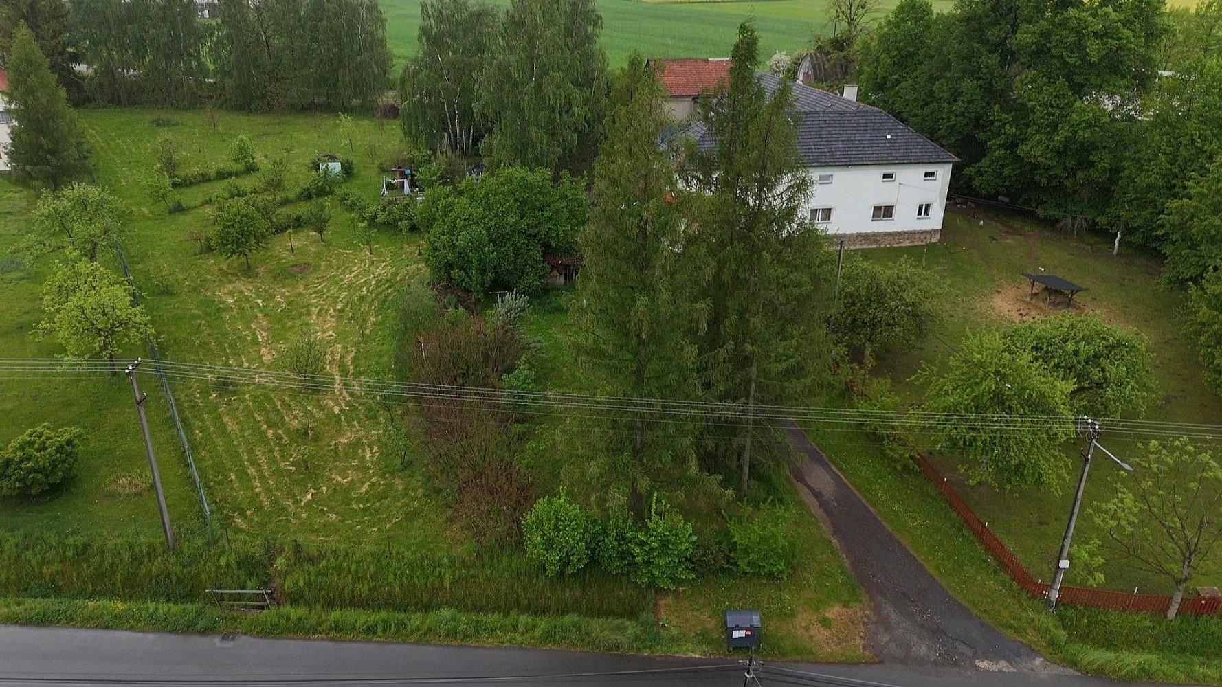 Prodej stavebního pozemku 4 421 m² – fotografie 2
