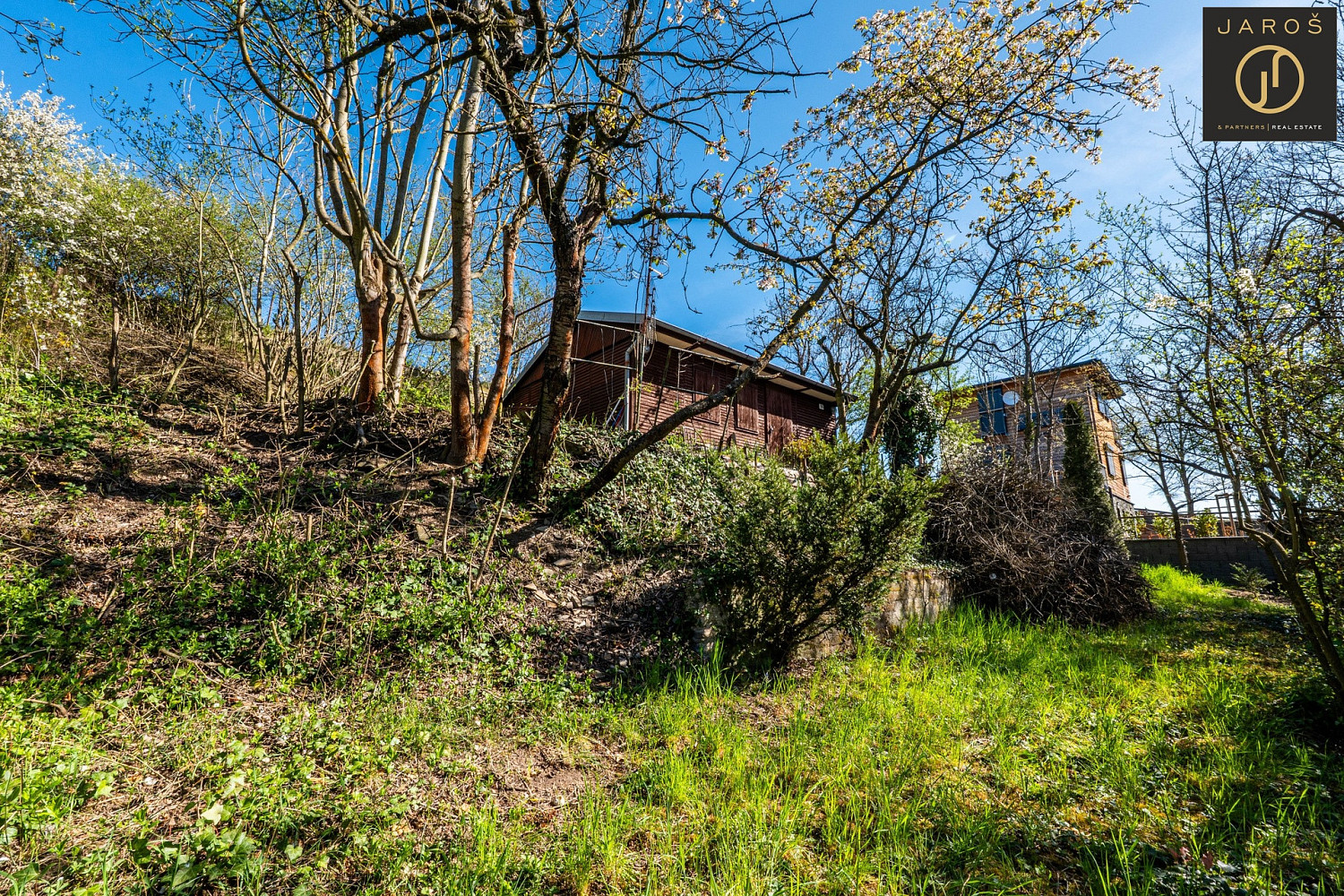 Prodej stavebního pozemku 404 m² – fotografie 3