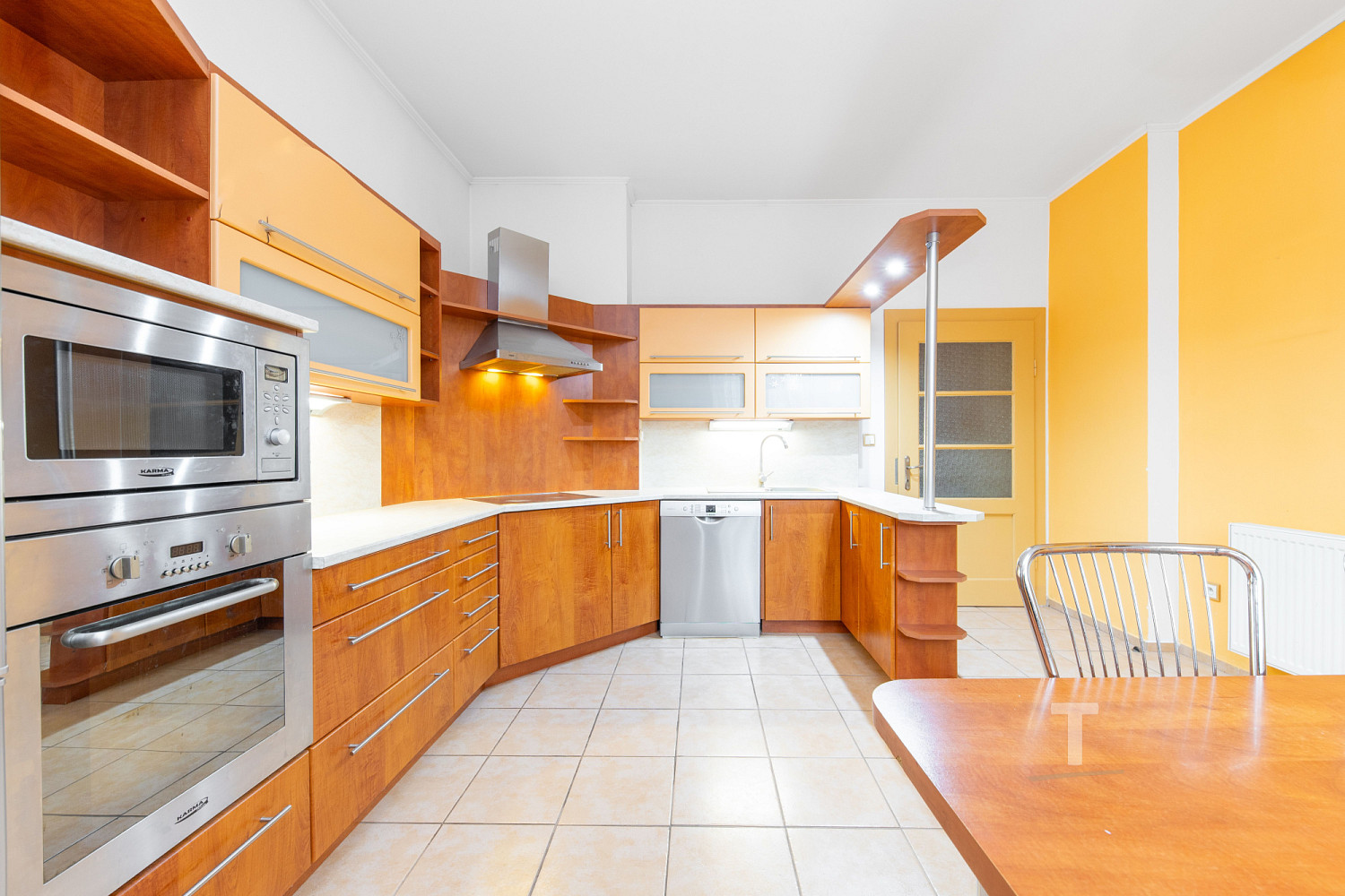 Prodej domu 245 m² s pozemkem 1 569 m² – fotografie 2