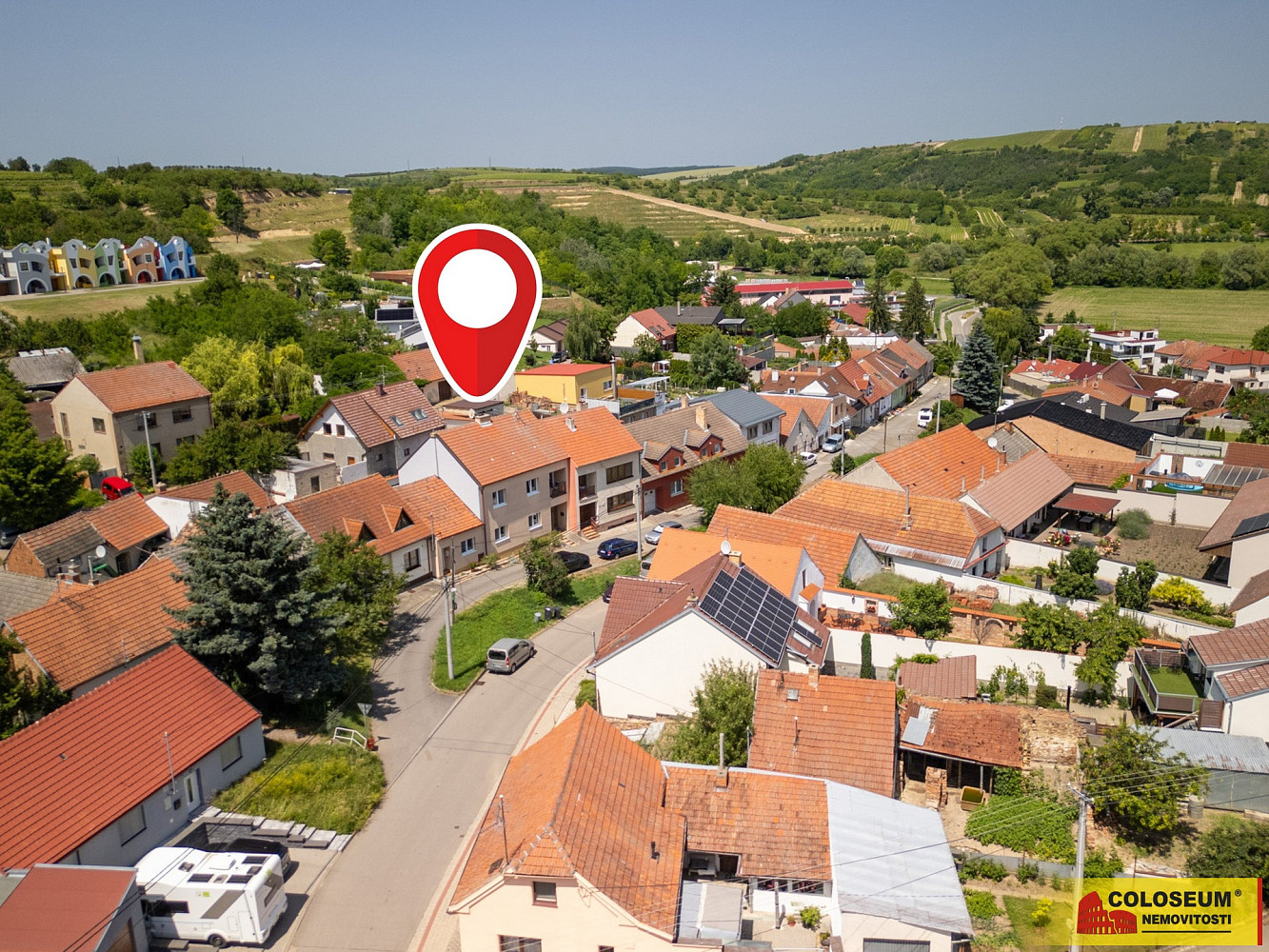 Prodej domu 280 m² s pozemkem 294 m²