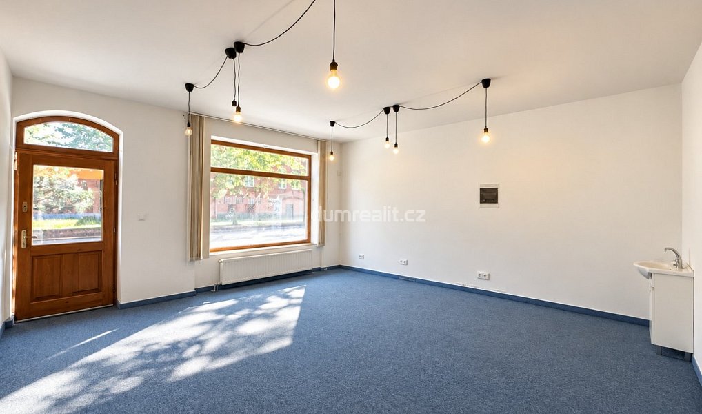 Pronájem kanceláře 36 m², Břeclav – náhled fotky 3
