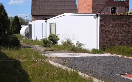 Prodej výrobních prostor 1 560 m², Očihov, okres Louny