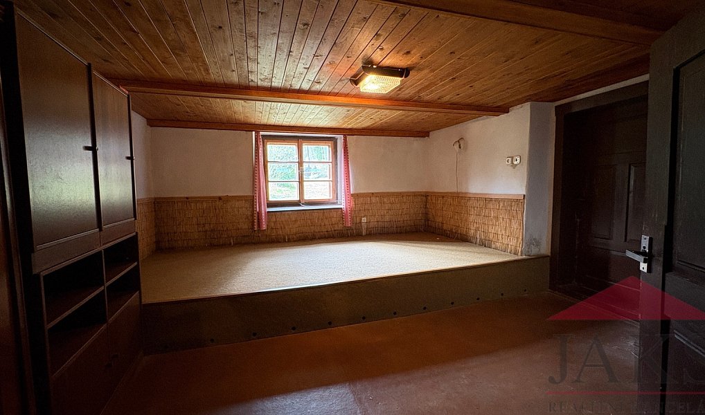 Prodej chaty/chalupy 120 m² s pozemkem 675 m², Srní – náhled fotky 17