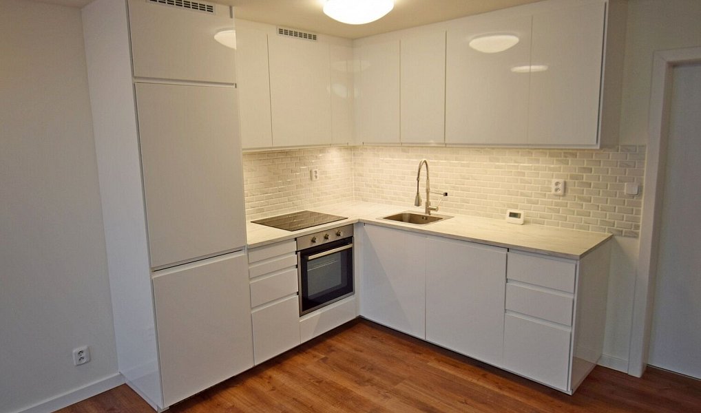 Pronájem bytu 3+kk 90 m², Praha – náhled fotky 3