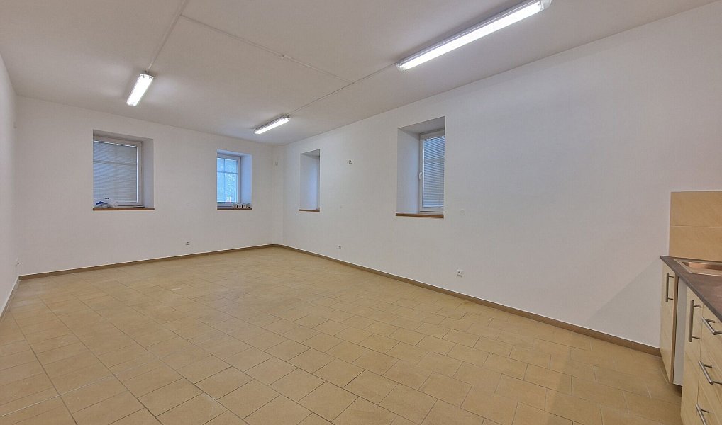 Pronájem bytu 1+kk 52 m², Příbram – náhled fotky 3