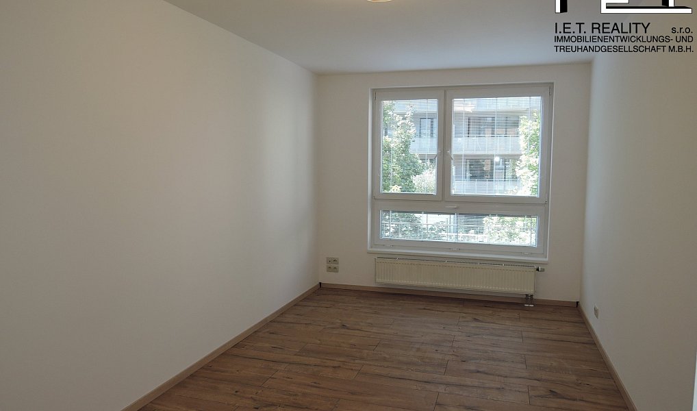 Pronájem bytu 3+kk 82 m², Praha – náhled fotky 7
