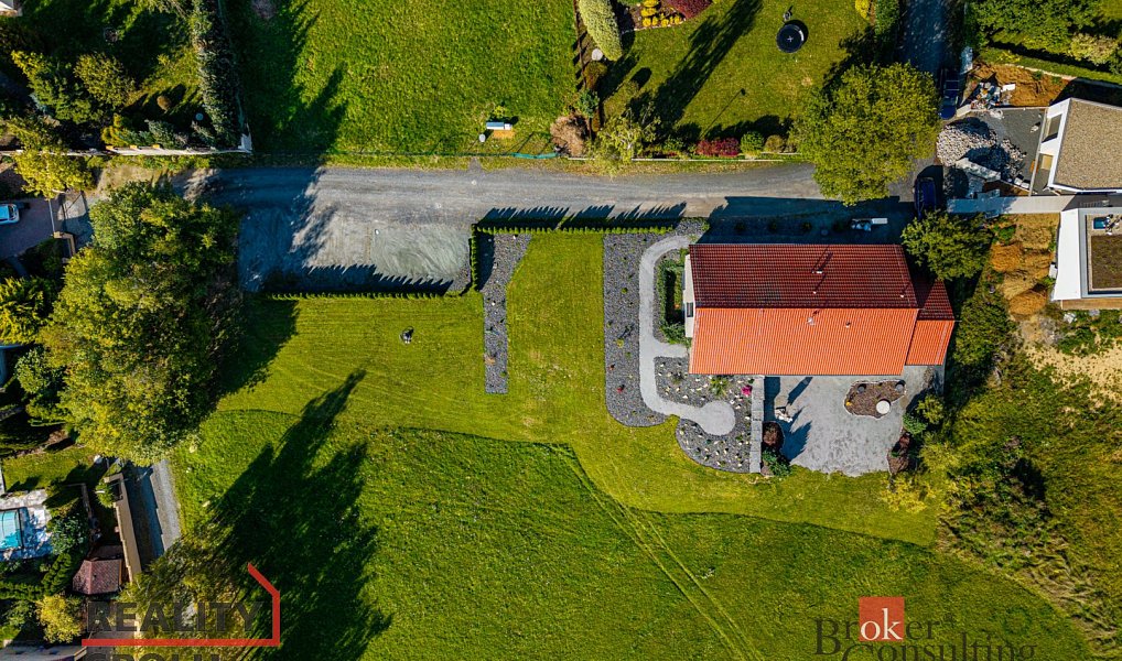 Prodej domu 298 m² s pozemkem 900 m², Kamenice – náhled fotky 8