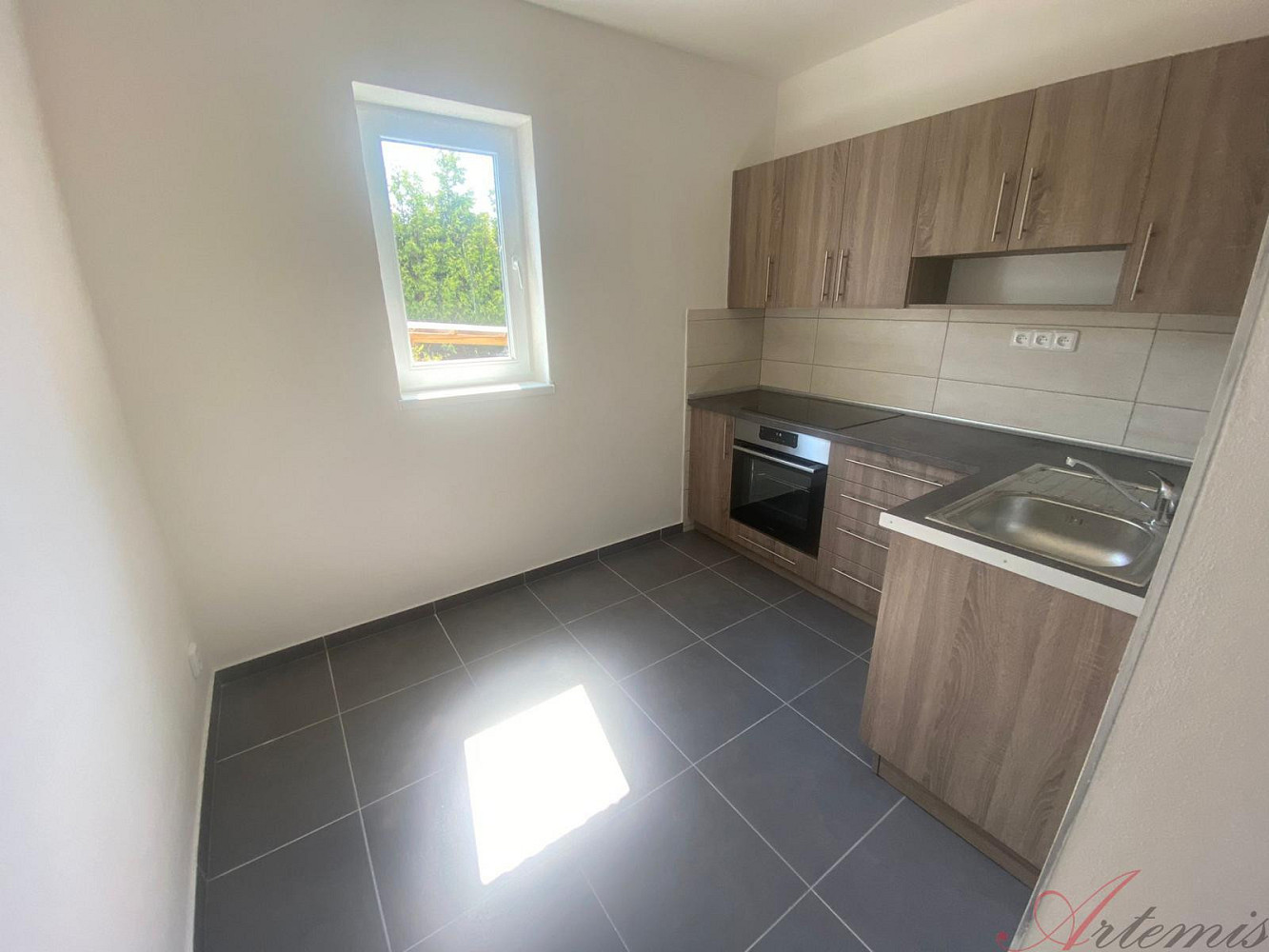 Pronájem bytu 2+1 50 m² – fotografie 2