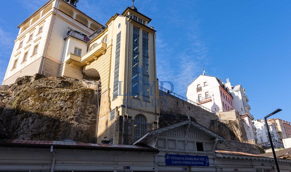 Prodej nájemního domu, činžáku 261 m², Karlovy Vary – náhled fotky 4