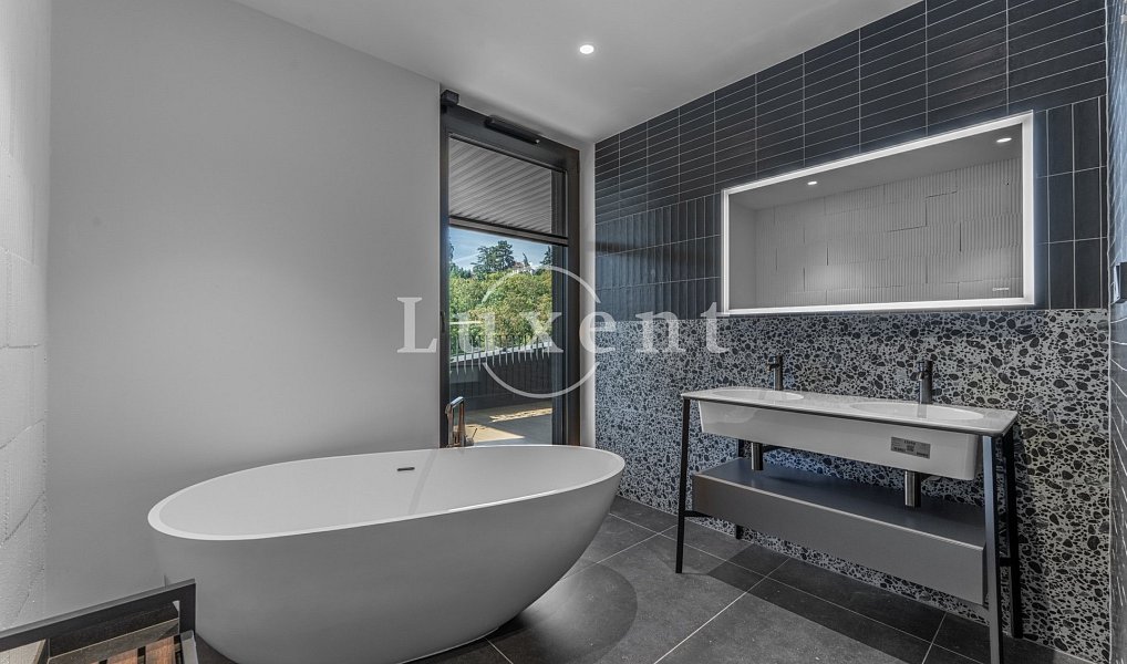 Prodej bytu 4+kk 191 m², Praha – náhled fotky 11