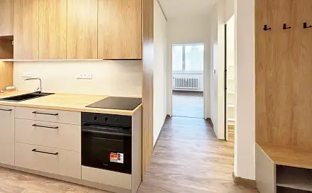 Pronájem bytu 3+1 70 m², 2. května, Zlín