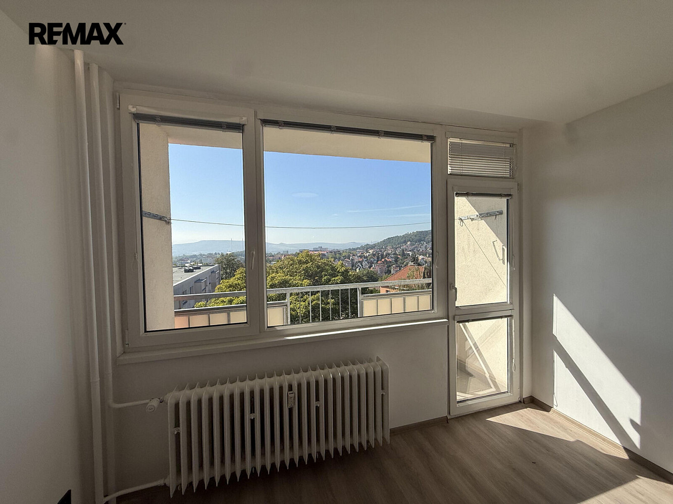 Pronájem bytu 3+1 66 m² – fotografie 4