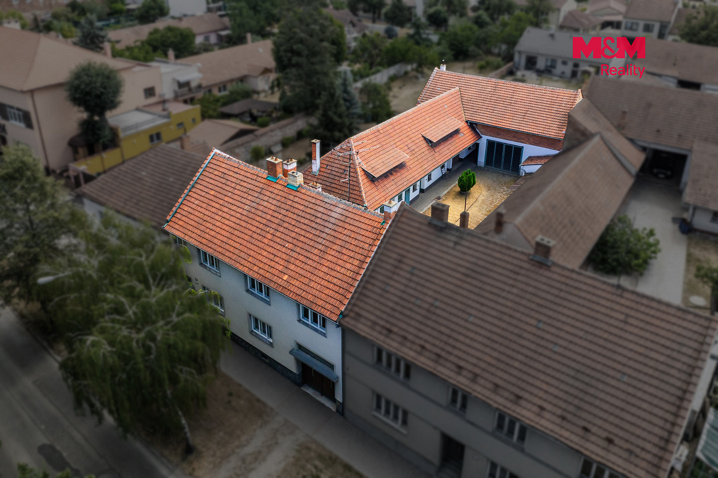 Prodej domu 198 m² s pozemkem 673 m² — photo 2