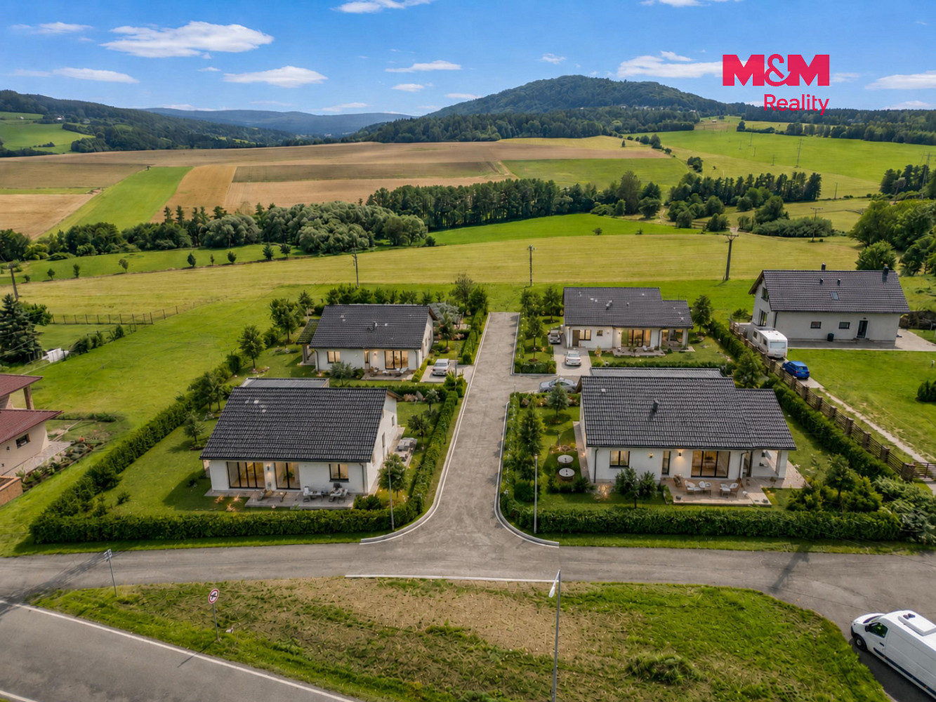 Prodej stavebního pozemku 4 052 m² — photo 2
