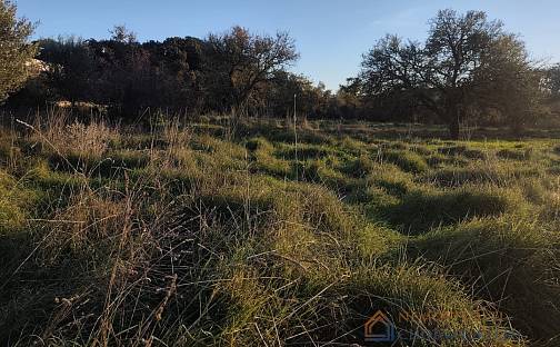 Prodej stavebního pozemku 1 500 m², Pula, Chorvatsko