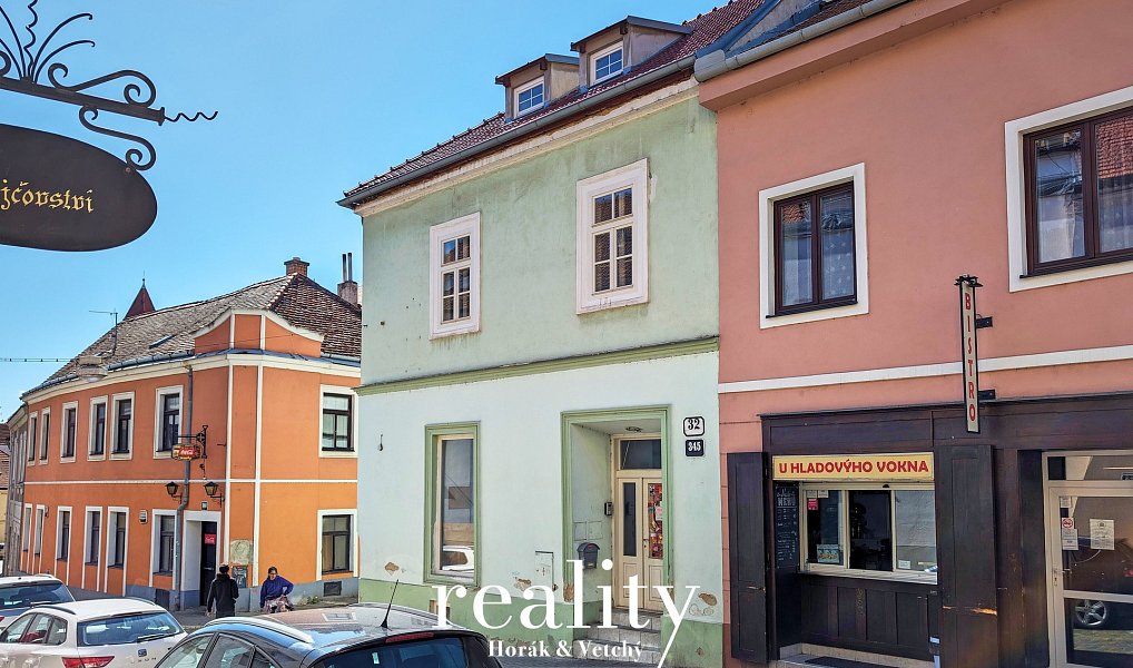 Prodej domu 429 m² s pozemkem 159 m², Znojmo – náhled fotky 31