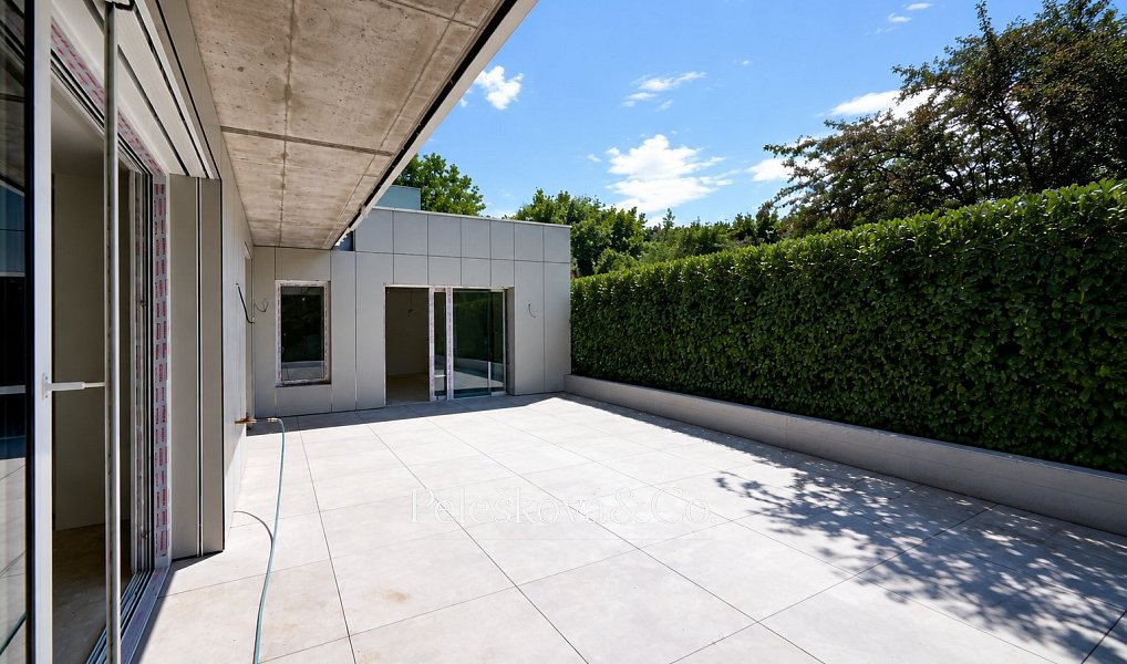 Prodej bytu 5+kk 169 m², Praha – náhled fotky 33