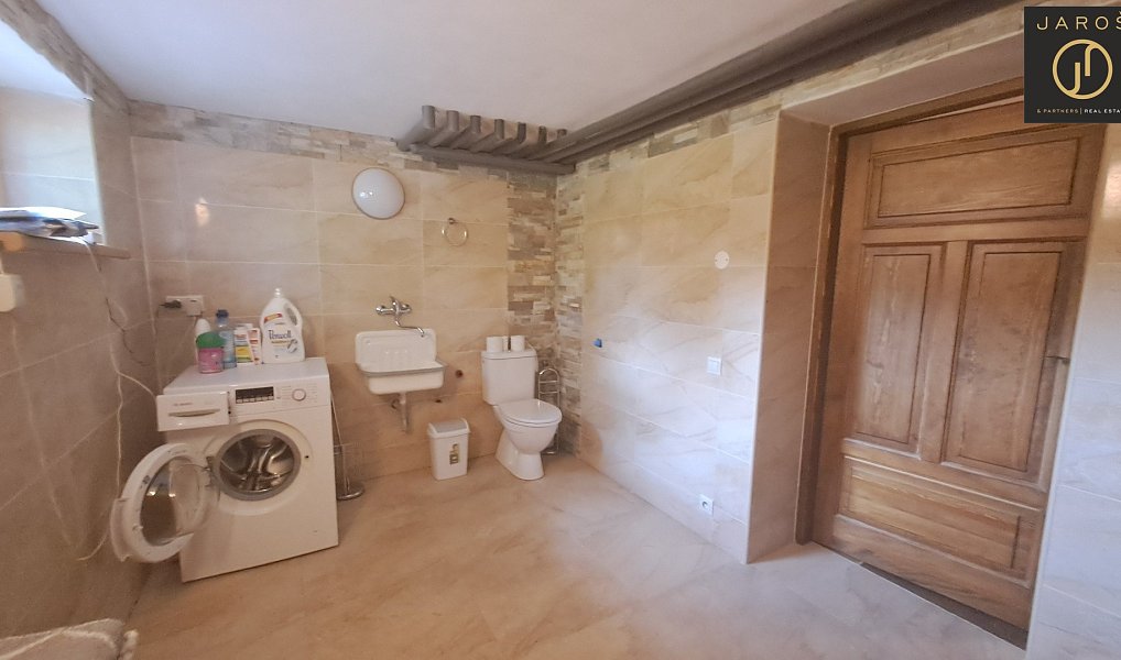 Prodej domu 350 m² s pozemkem 1 037 m², Karlovy Vary – náhled fotky 33