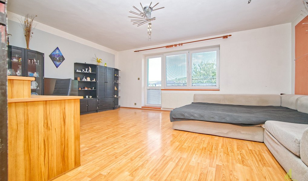 Prodej domu 250 m² s pozemkem 176 m², Perná – náhled fotky 4