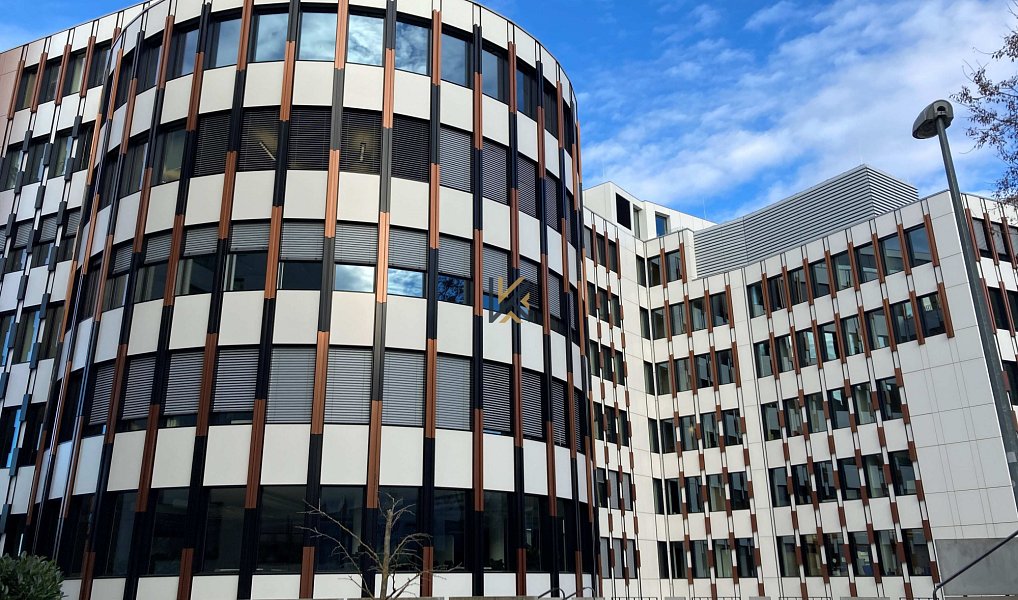 Pronájem kanceláře 537 m², Praha – náhled fotky 4