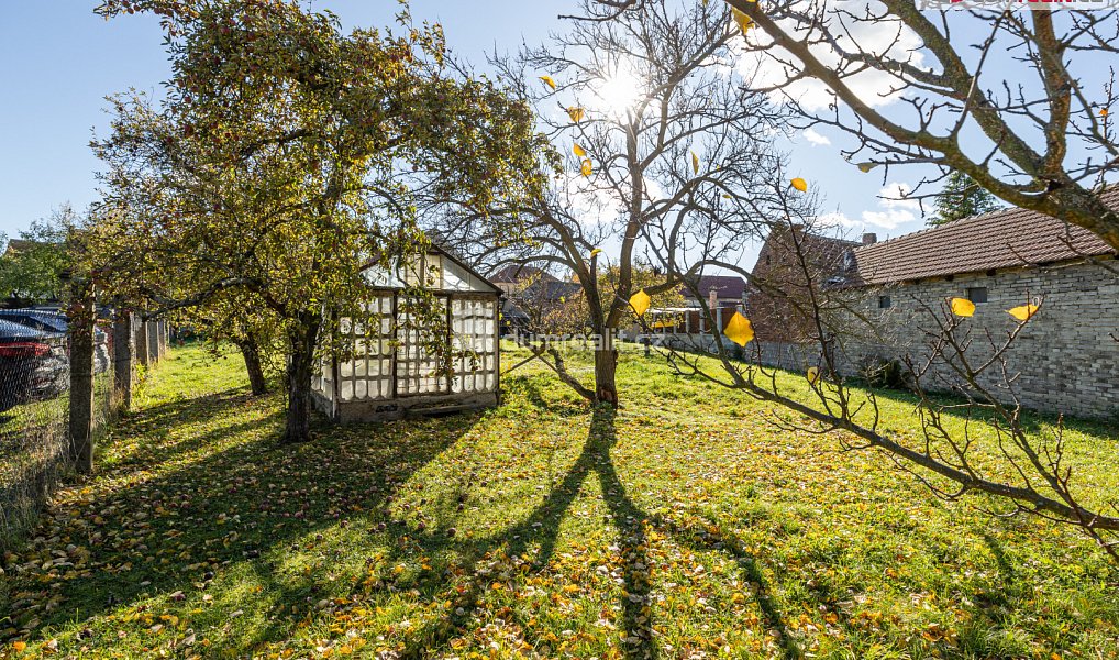 Prodej domu 115 m² s pozemkem 1 316 m², Dobrovíz – náhled fotky 14