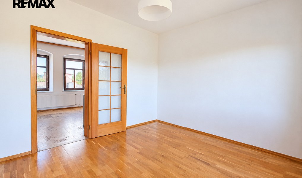 Prodej domu 200 m² s pozemkem 910 m², Kájov – náhled fotky 36