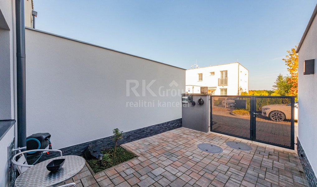 Prodej domu 139 m² s pozemkem 210 m², Praha – náhled fotky 27