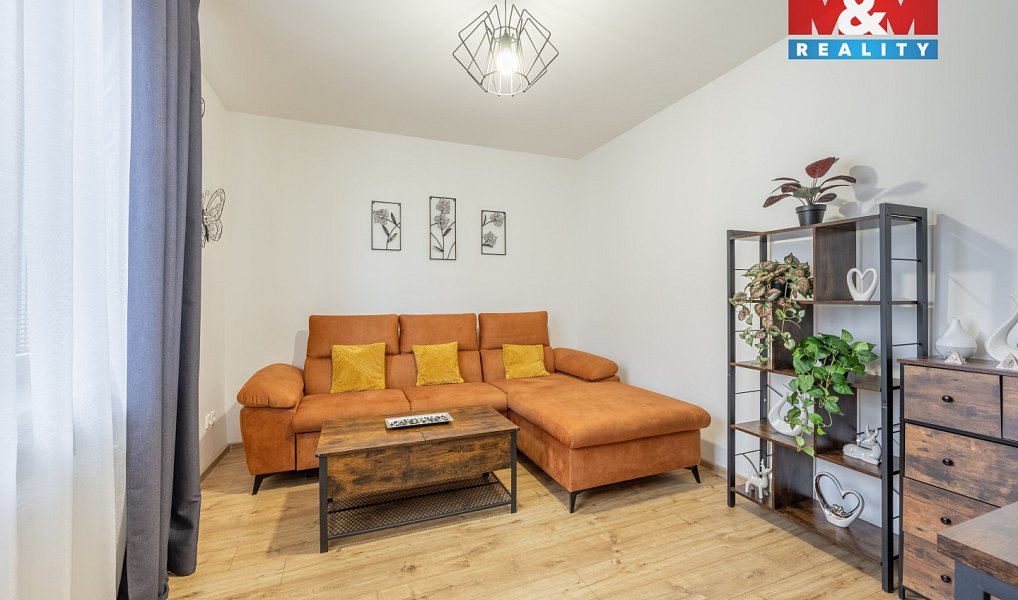 Prodej domu 210 m² s pozemkem 367 m², Vinařice – náhled fotky 6