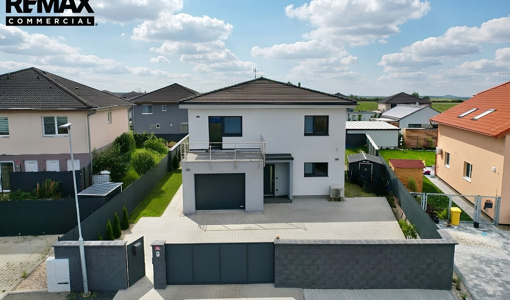 Prodej domu 220 m² s pozemkem 726 m², Polerady – náhled fotky 6