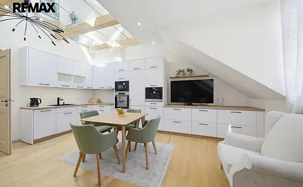 Prodej bytu 5+kk 194 m², Sadová, Karlovy Vary