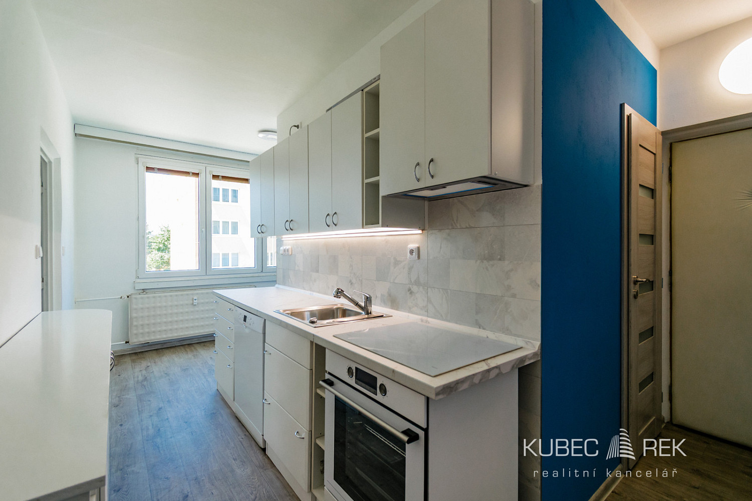 Pronájem bytu 3+1 72 m² — photo 3