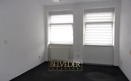 Pronájem kanceláře 18 m², Masarykova třída, Teplice - Trnovany