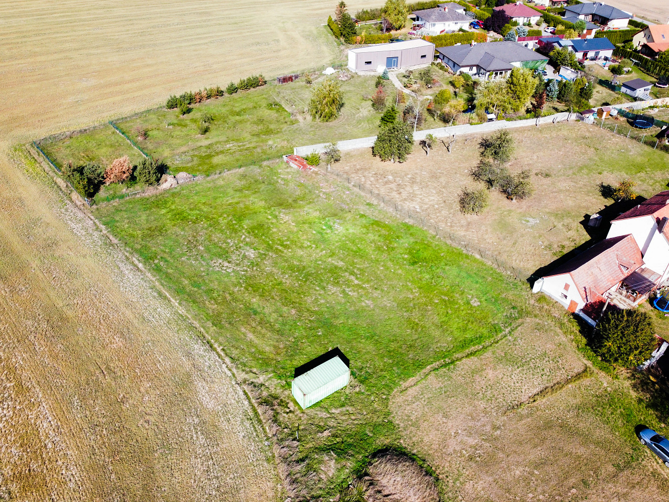 Prodej stavebního pozemku 2 003 m² – fotografie 4