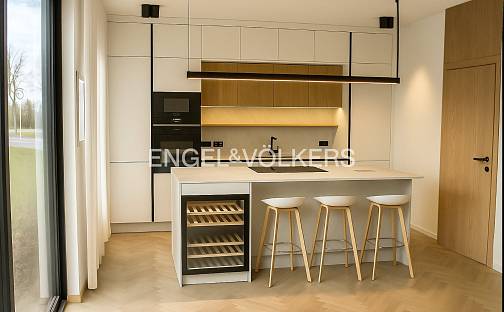 Pronájem bytu 3+kk 75 m², Pod Hrachovkou, Praha 7 - Troja