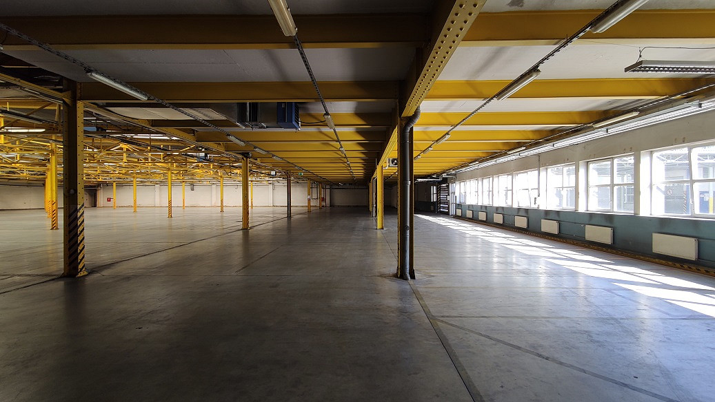 Pronájem výrobních prostor 4 035 m² – fotografie 5