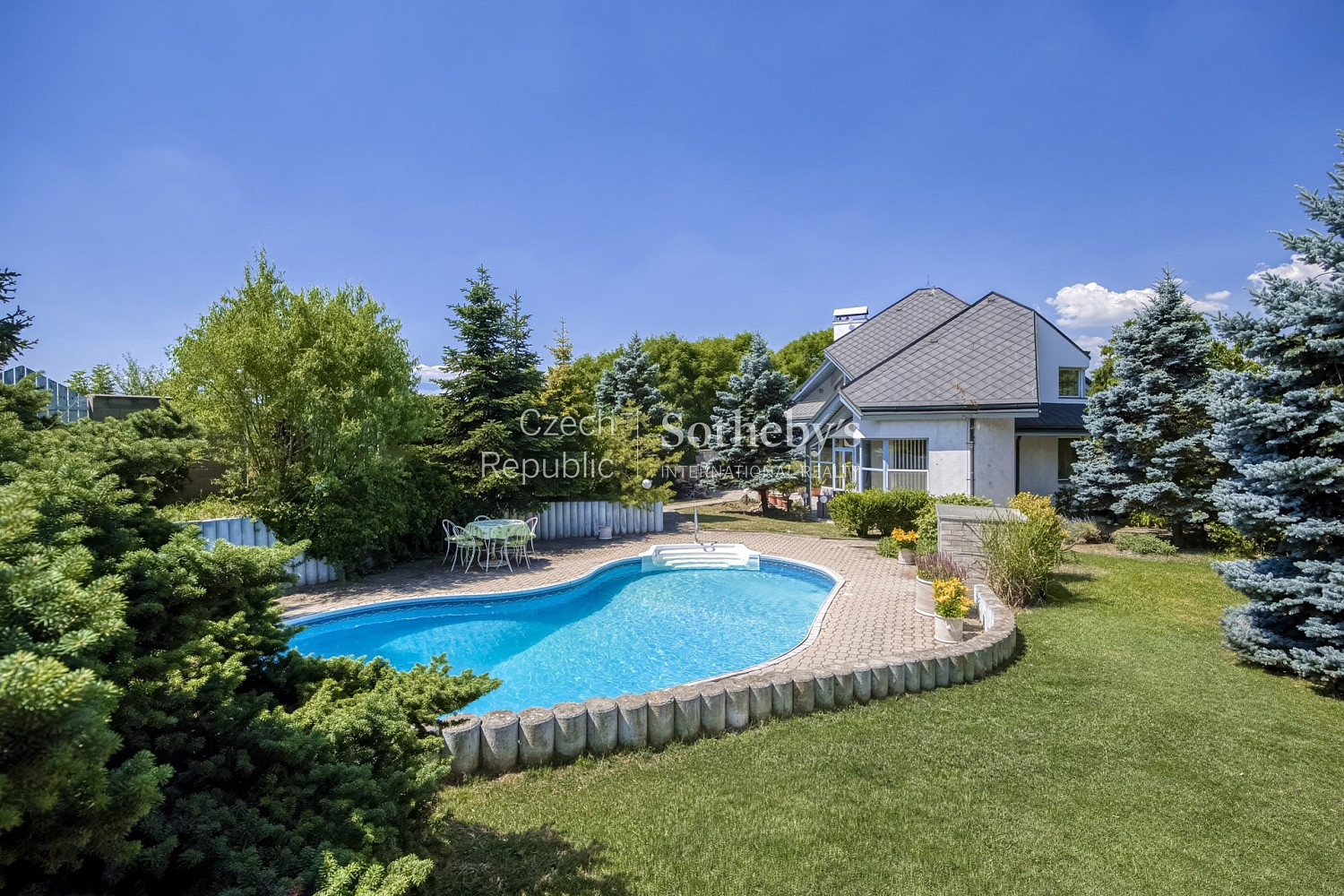 Prodej domu 609 m² s pozemkem 2 267 m² – fotografie 2