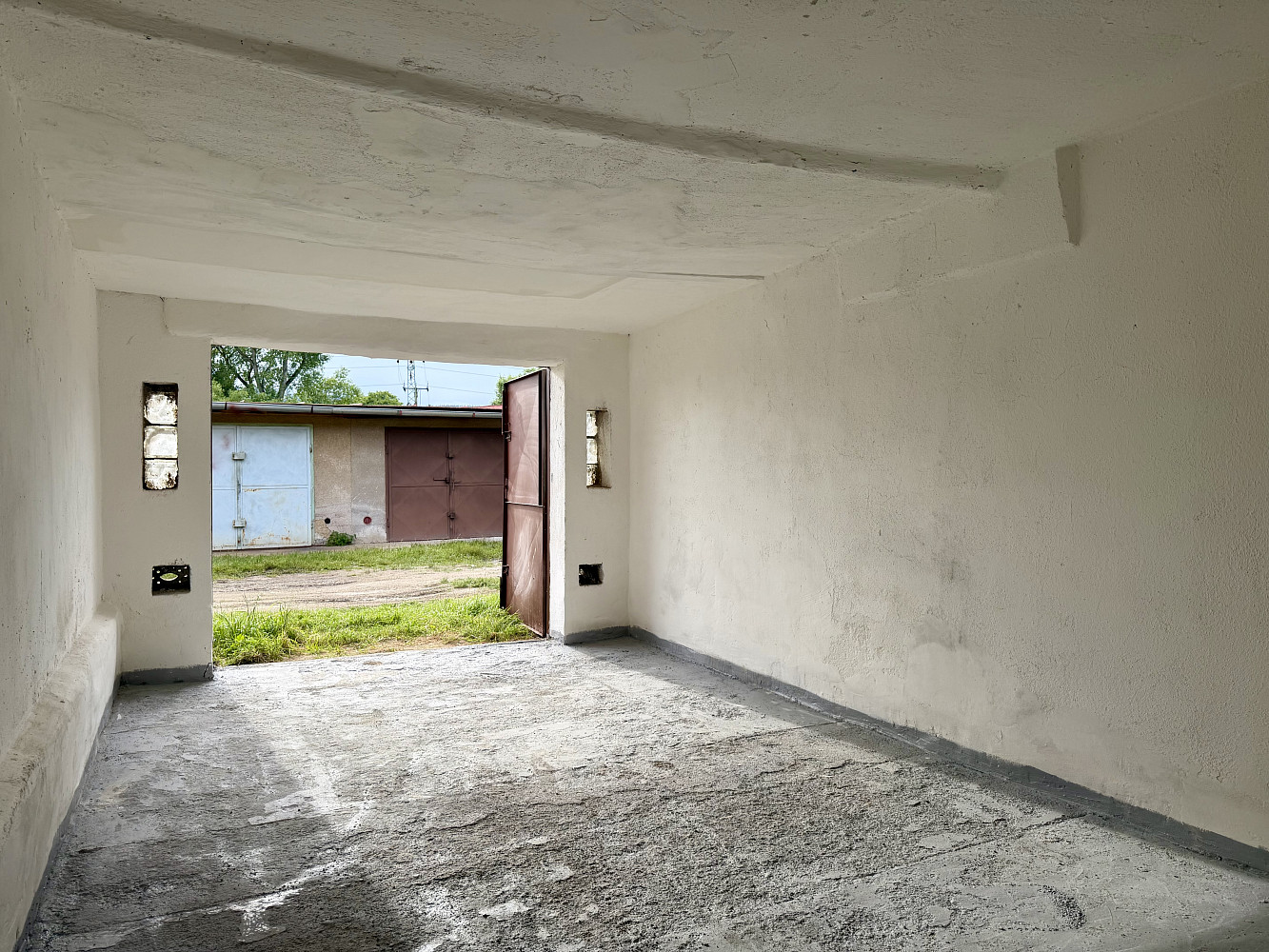 Prodej garáže 26m2, ulice třemošenská, příbram — photo 4