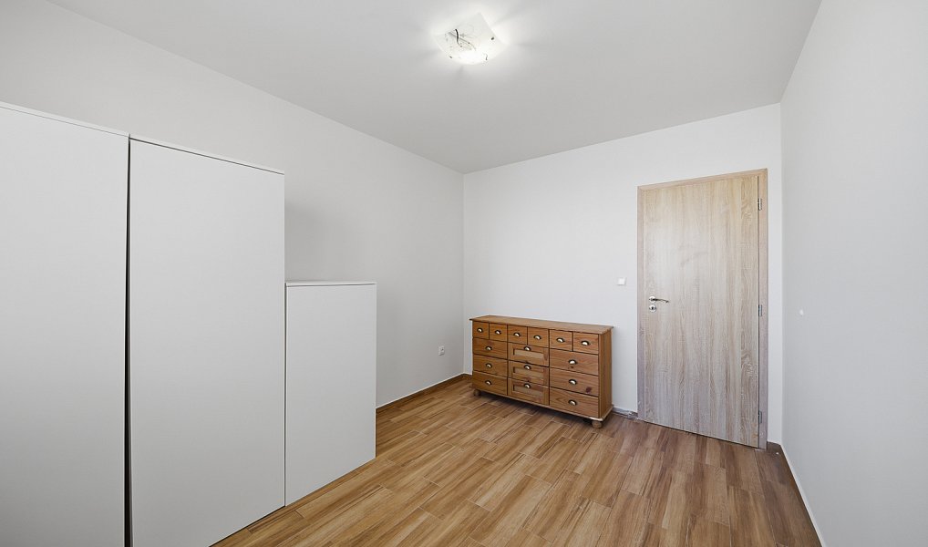 Prodej bytu 5+kk 88 m², Kladno – náhled fotky 10