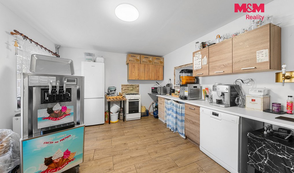 Prodej domu 240 m² s pozemkem 964 m², Krompach – náhled fotky 21