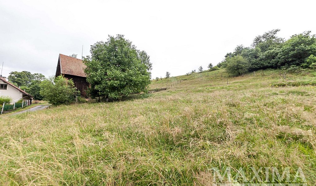 Prodej stavebního pozemku 4 517 m², Slaná – náhled fotky 19