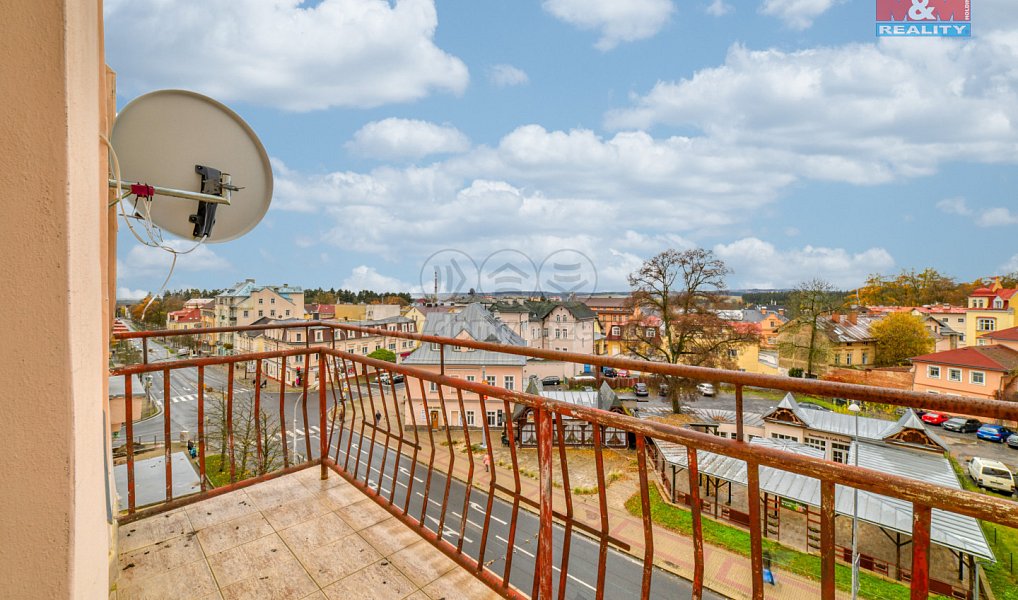 Prodej bytu 3+1 92 m², Mariánské Lázně – náhled fotky 2